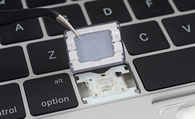 MacBook2015-iFixit-09