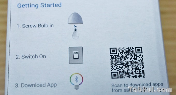 Satechi-Smart-LED-Bulb-Review_2365