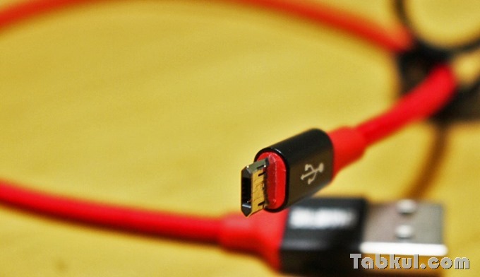 EnacFire-Reversible-Micro-USB-Cable-review-IMG_7427