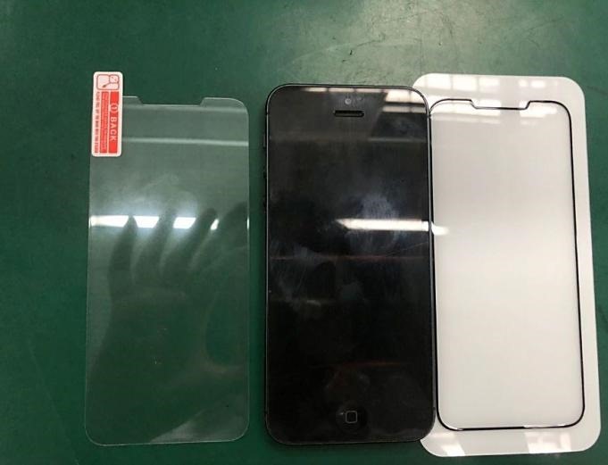 iPhoneSE2-case-mobilefun.2