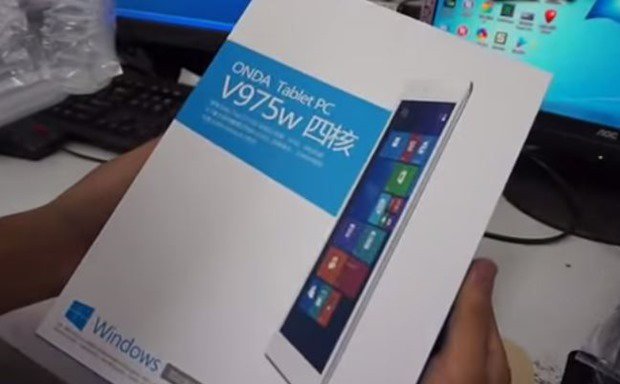 約2.6万円、RetinaなWindowsタブレット『ONDA V975w』の開封・ハンズオン動画