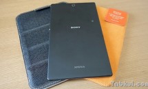 Xperia Z3 Tablet Compactでスタンド付きソフトケース２つを試す、CLUTCH FIT mini／Stand pouchレビュー