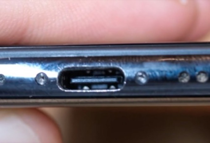 USB C iPhoneX